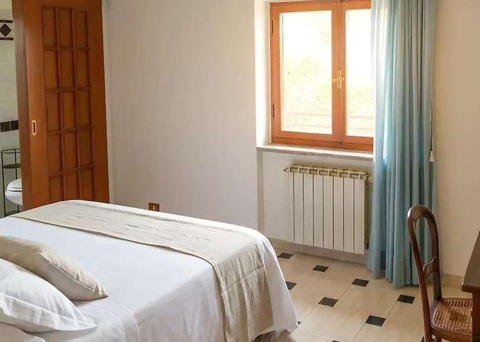 Апартаменты Tenuta Terenzi Relais - Appia Antica With Pool By Rhr Рим